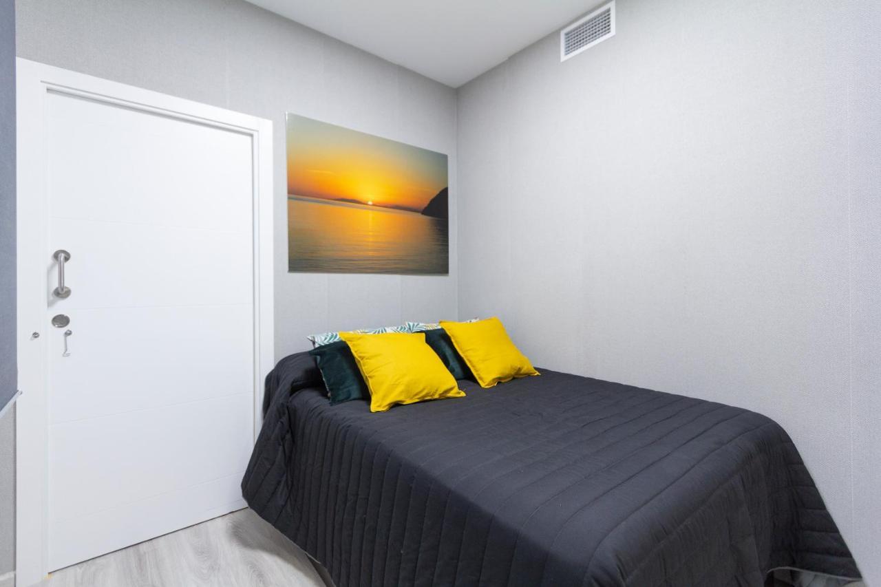 Prado Apartment Мадрид Екстер'єр фото